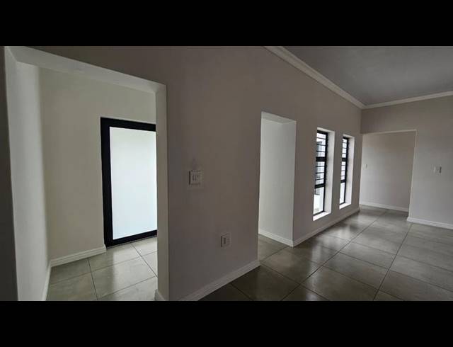 3 BEDROOM HOUSE FOR SALE IN SANDY POINT